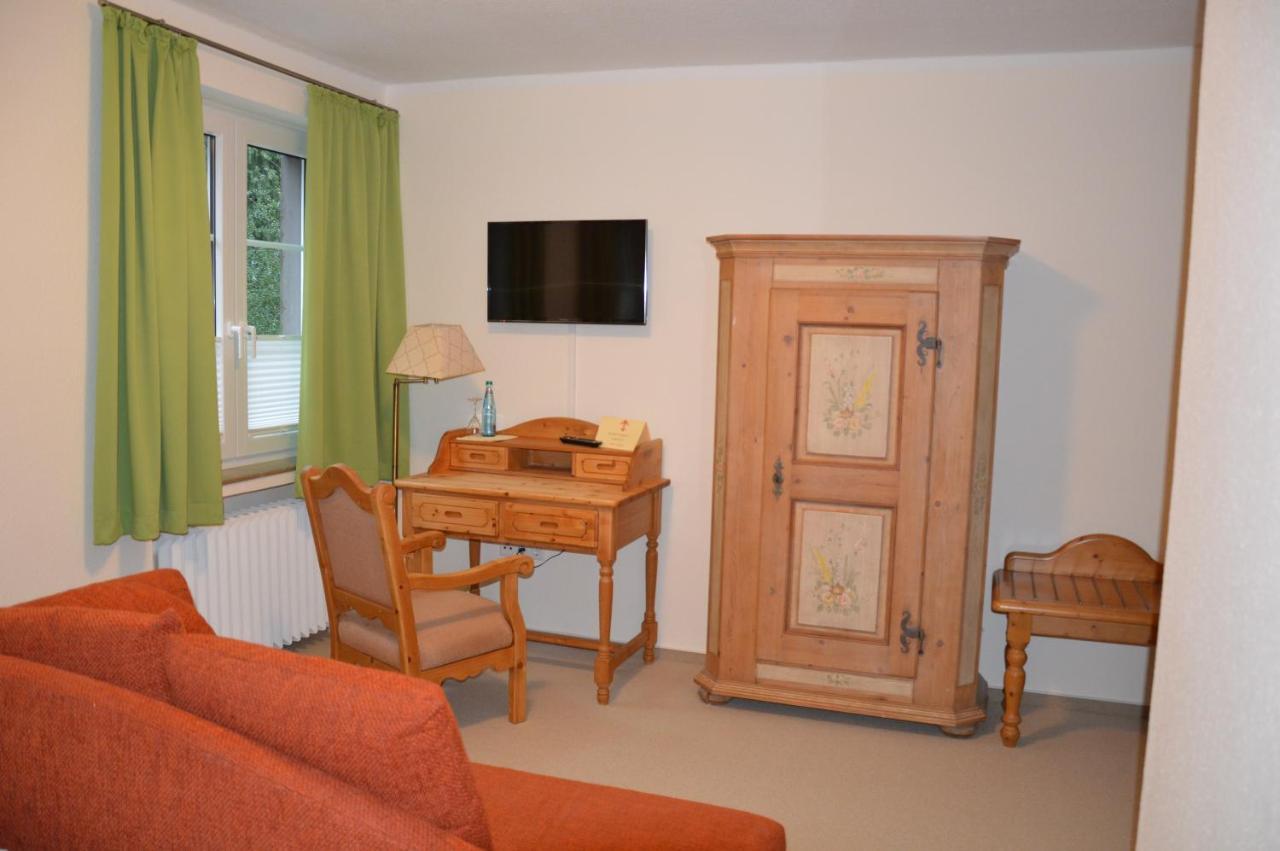 Schloß Holte-Stukenbrock Hotel Holter Schlosskrug מראה חיצוני תמונה