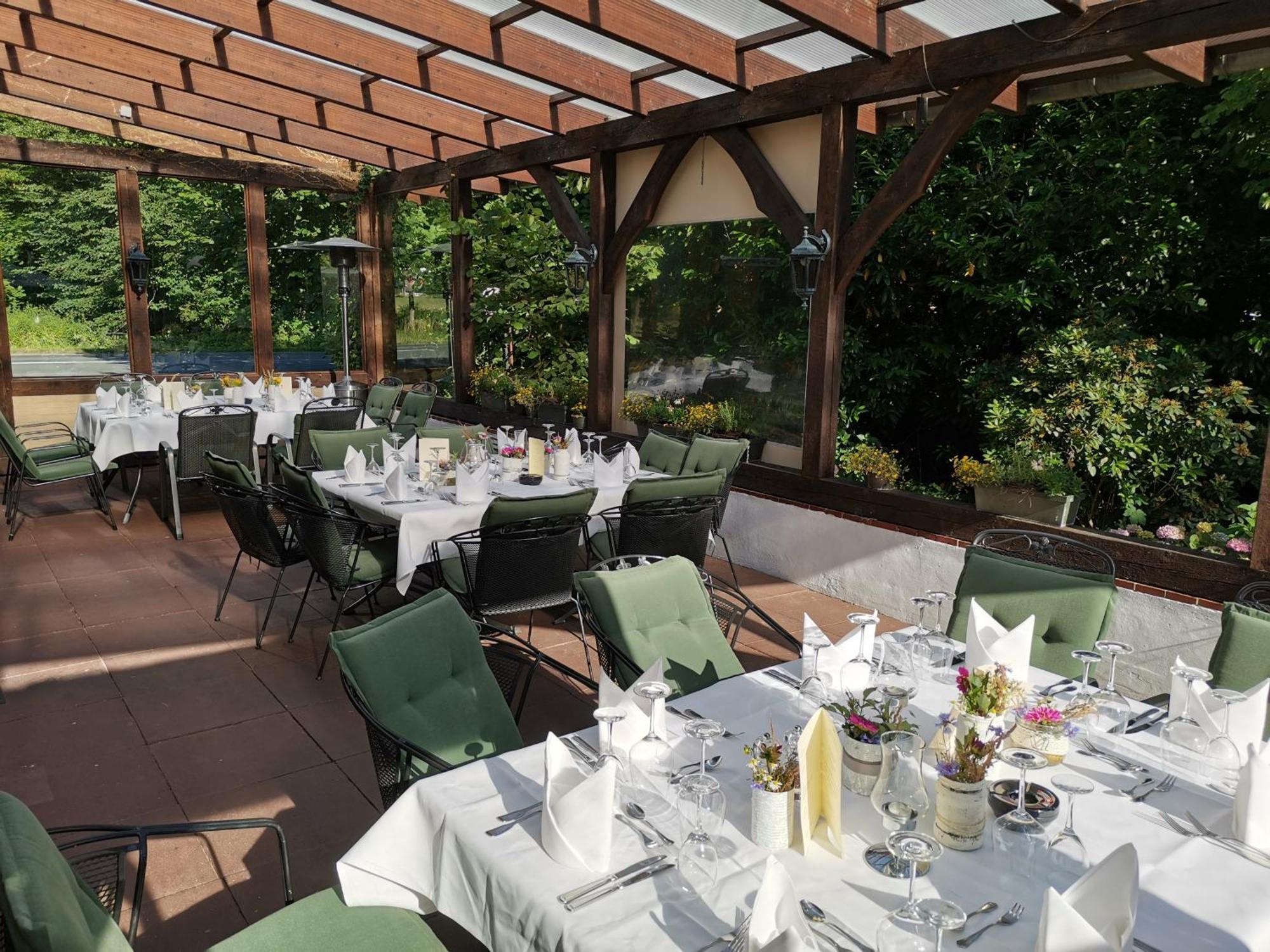 Schloß Holte-Stukenbrock Hotel Holter Schlosskrug מראה חיצוני תמונה