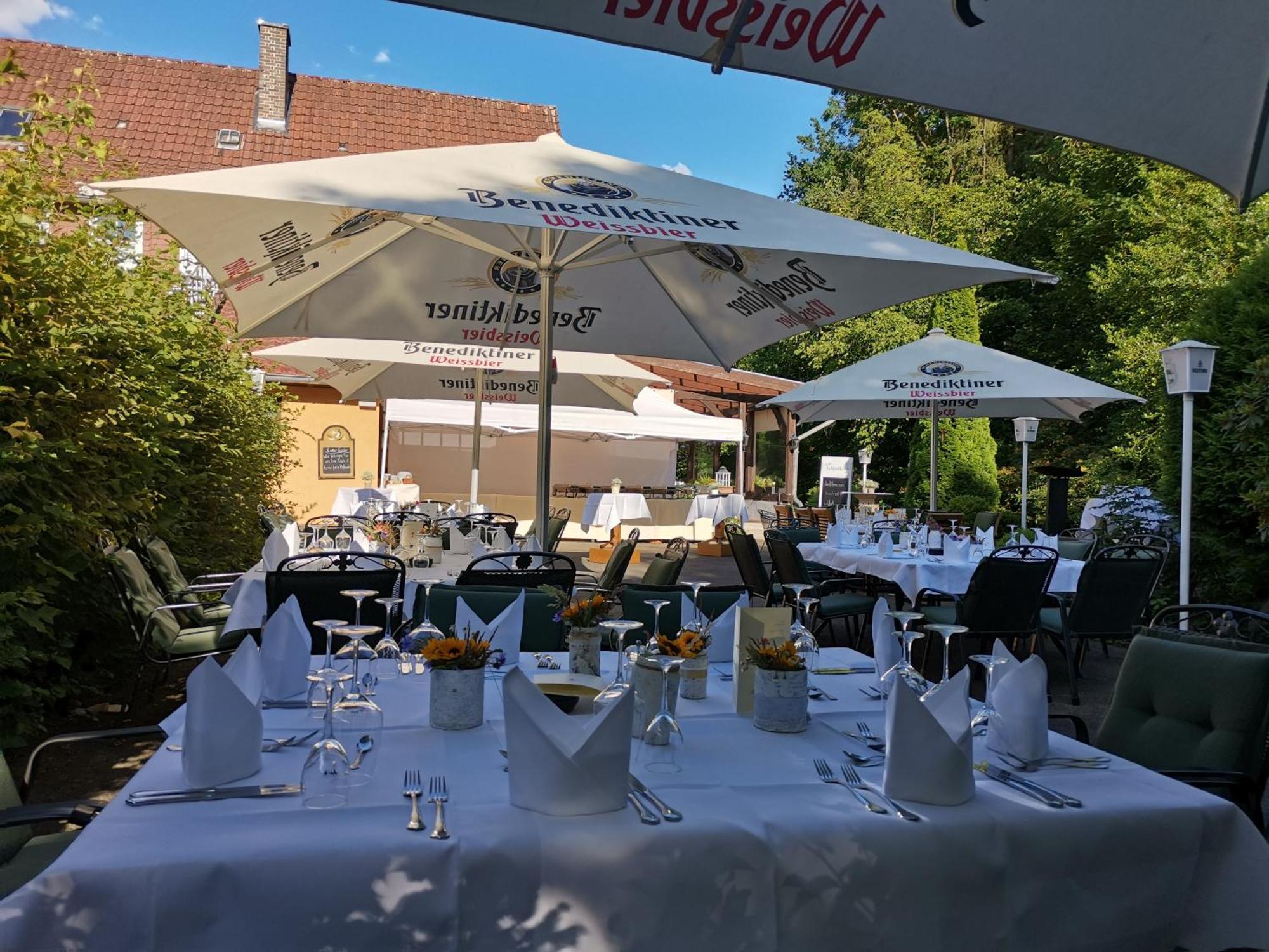 Schloß Holte-Stukenbrock Hotel Holter Schlosskrug מראה חיצוני תמונה